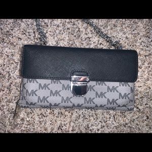 Michael Kors Crossbody Signature Black Grey